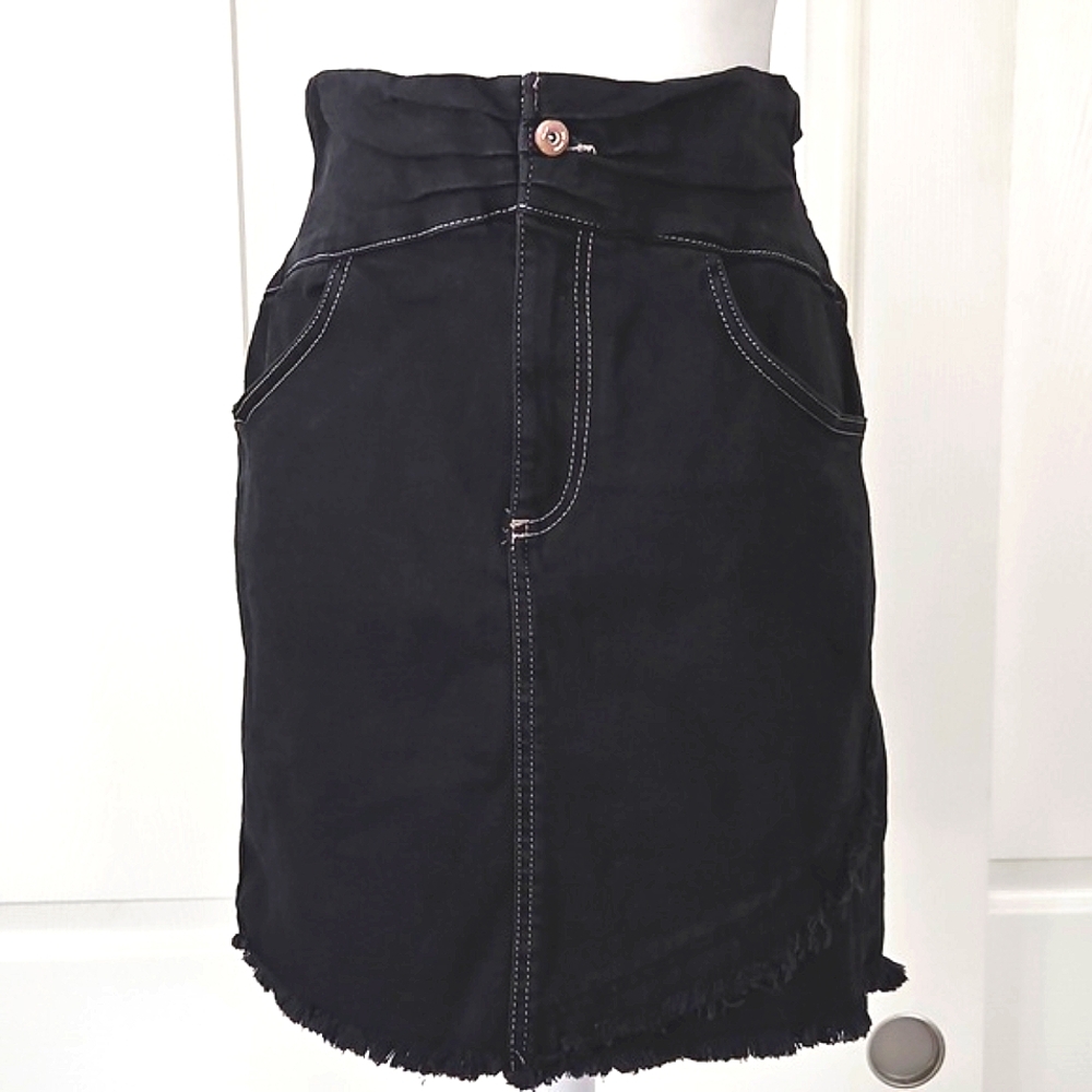 ZARA NWT Denim Skirt